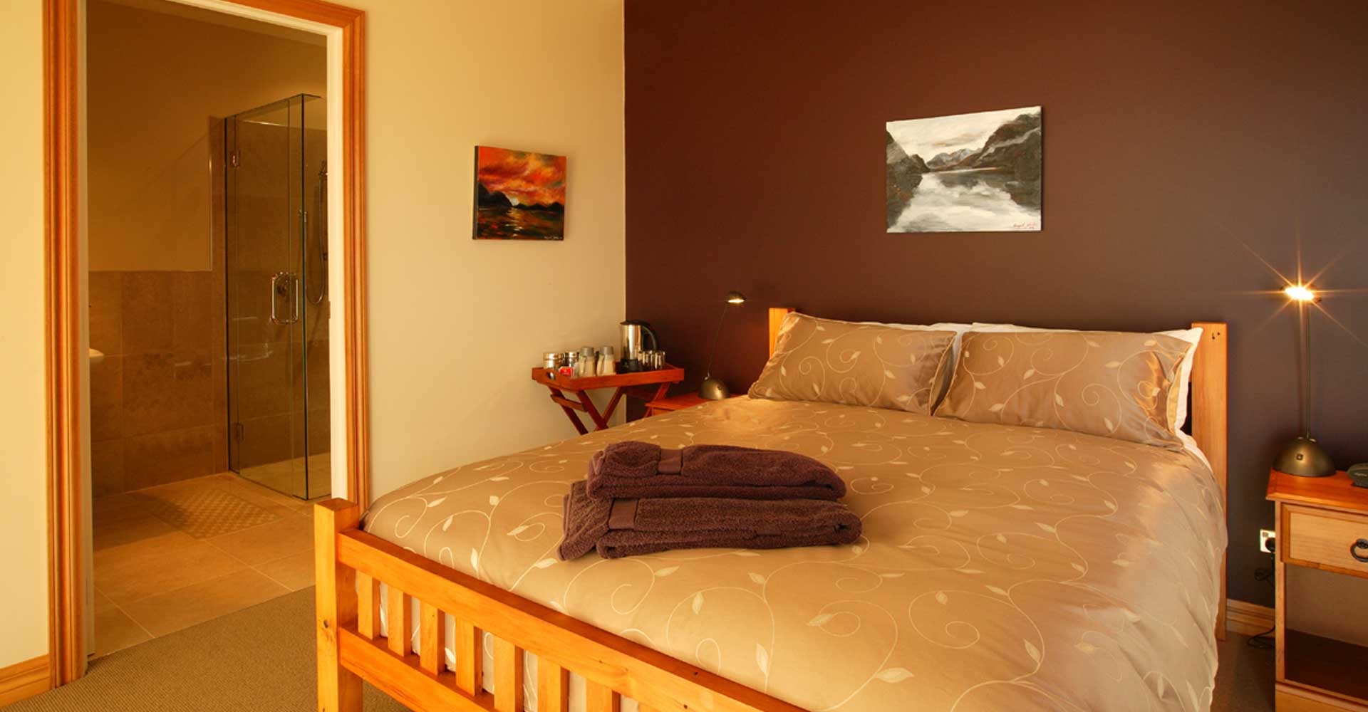 Nelson Lodge - Luxury Bed & Breakfast Accommodation
